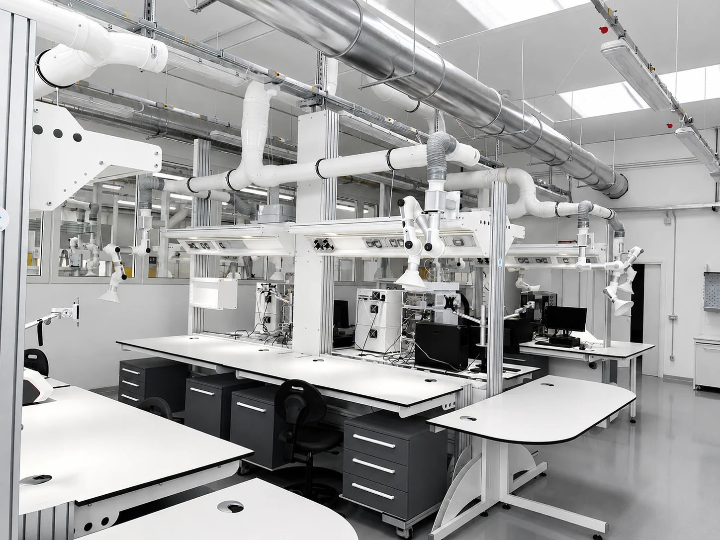 Progettazione completa di laboratorio